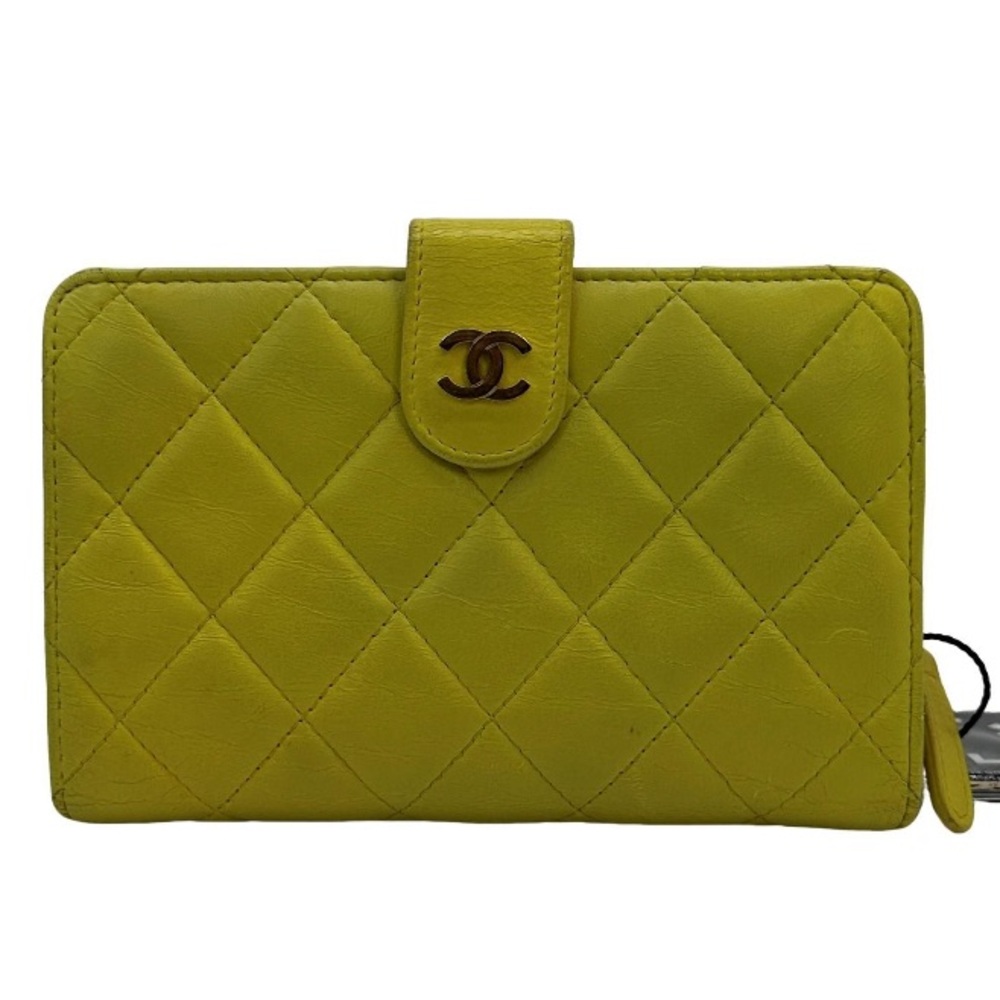 CHANEL Quilted Chartreuse Wallet w/COA